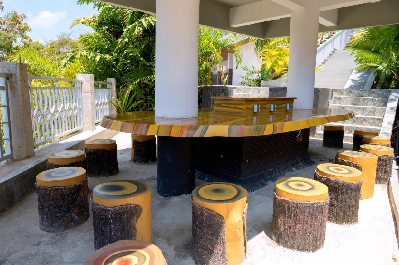 Monte Prundi Hotel Labuan Bajo Eksteriør bilde