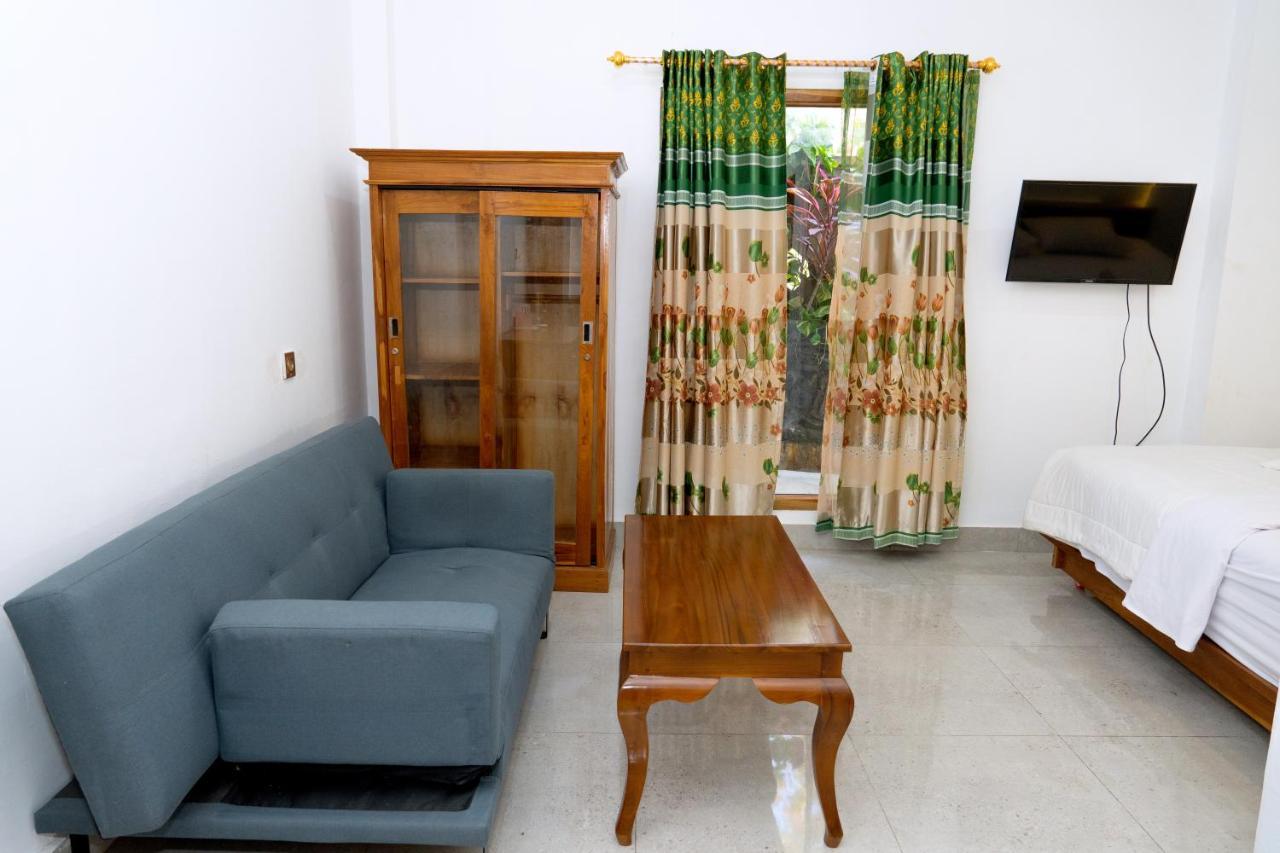 Monte Prundi Hotel Labuan Bajo Eksteriør bilde