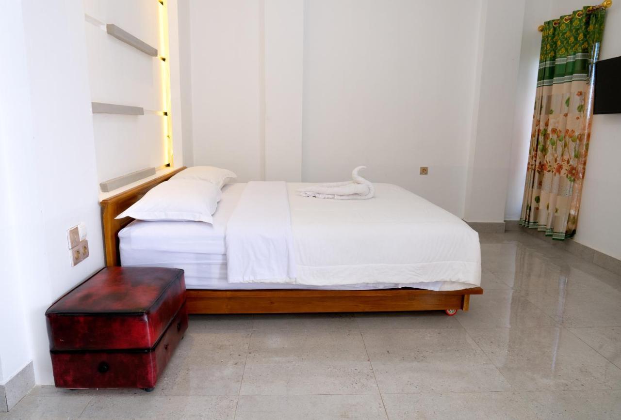 Monte Prundi Hotel Labuan Bajo Eksteriør bilde